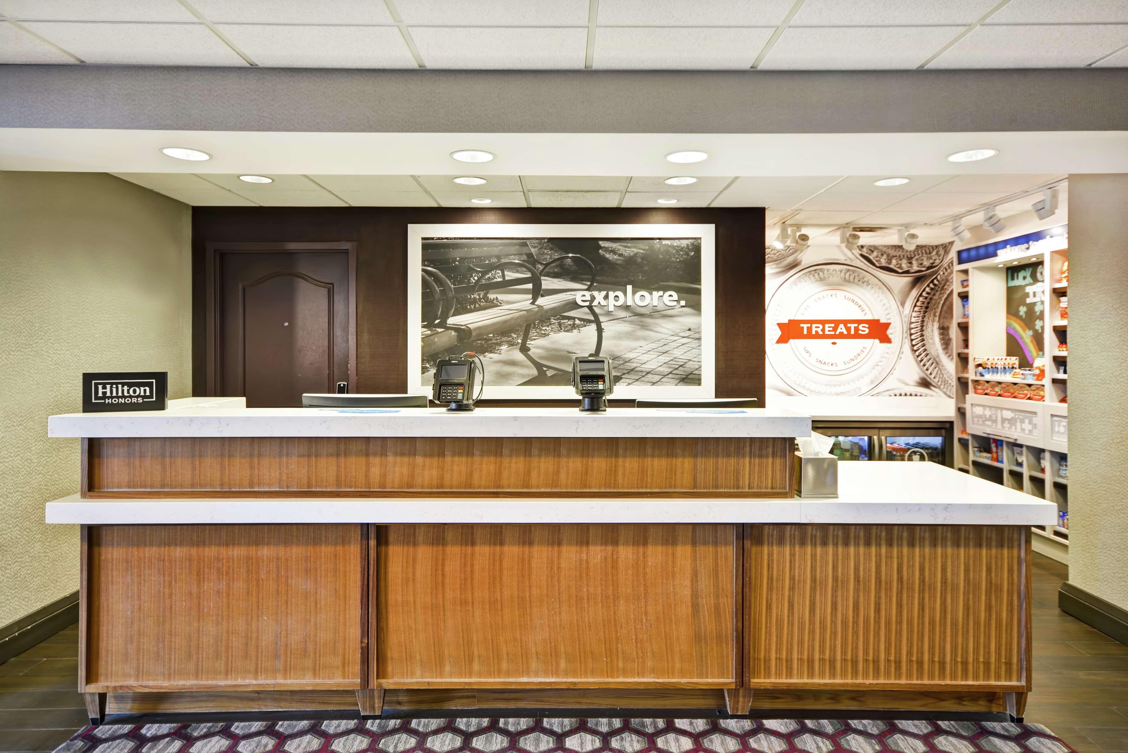Hampton Inn & Suites Columbus-Easton Area Exterior photo
