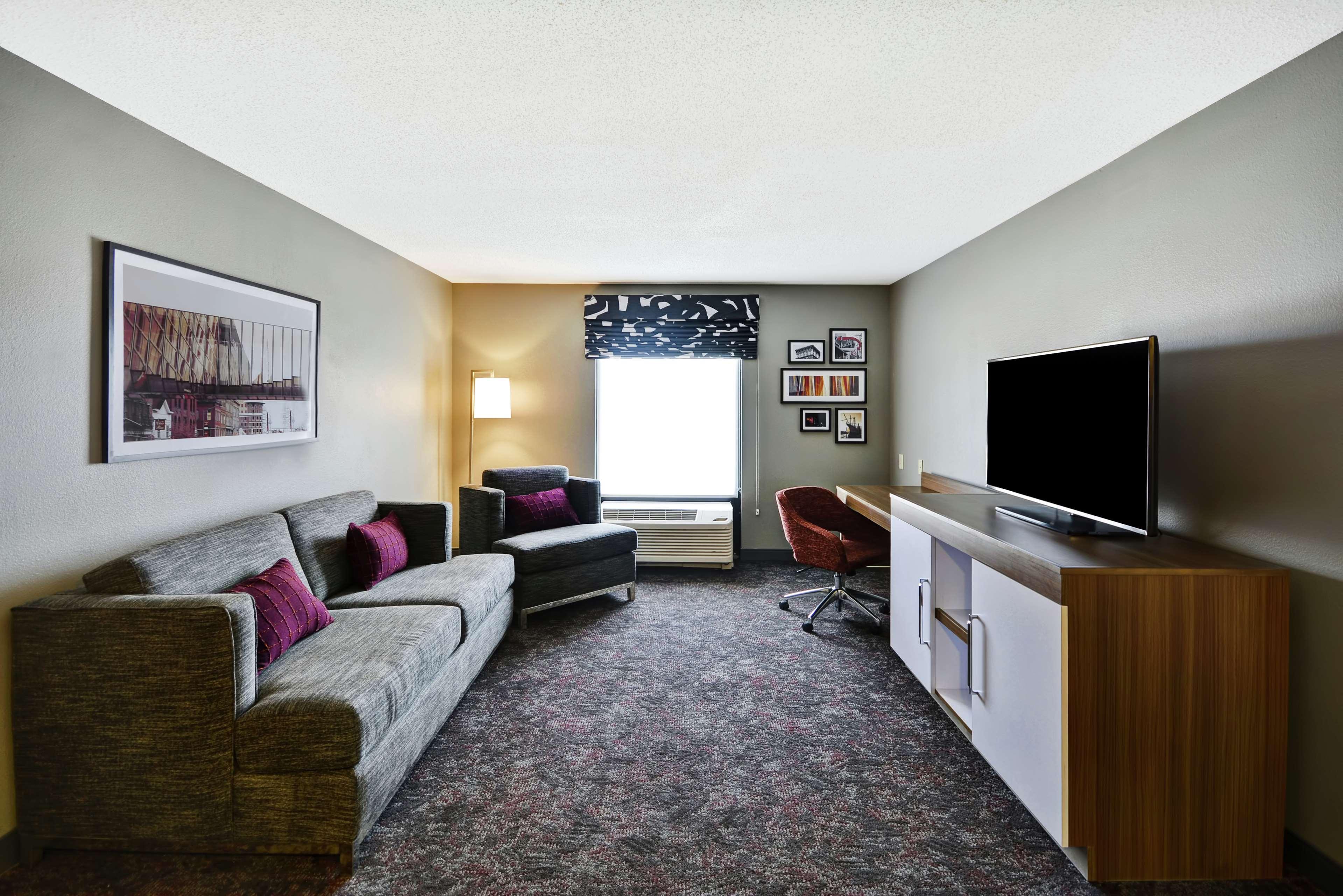 Hampton Inn & Suites Columbus-Easton Area Exterior photo