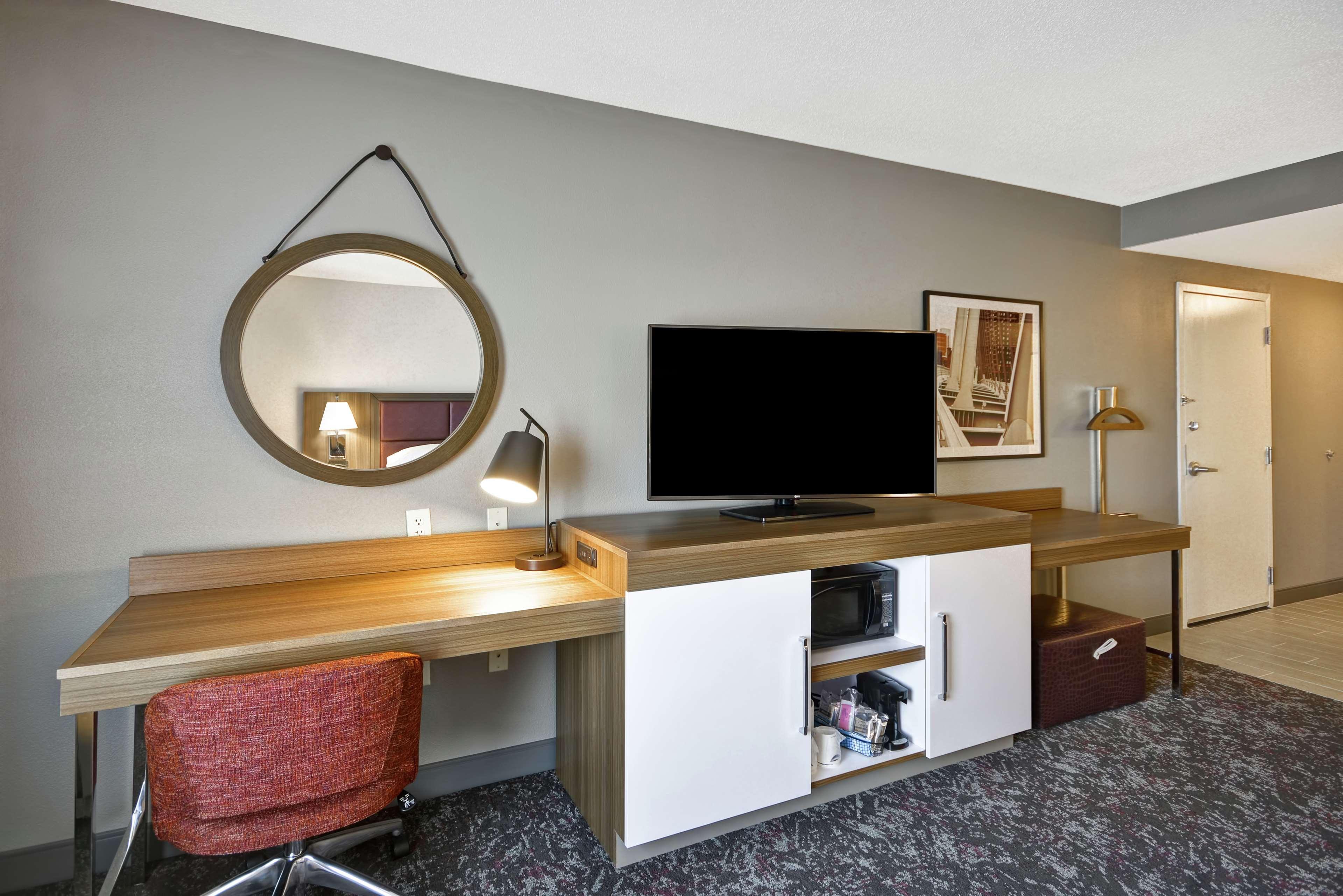 Hampton Inn & Suites Columbus-Easton Area Exterior photo